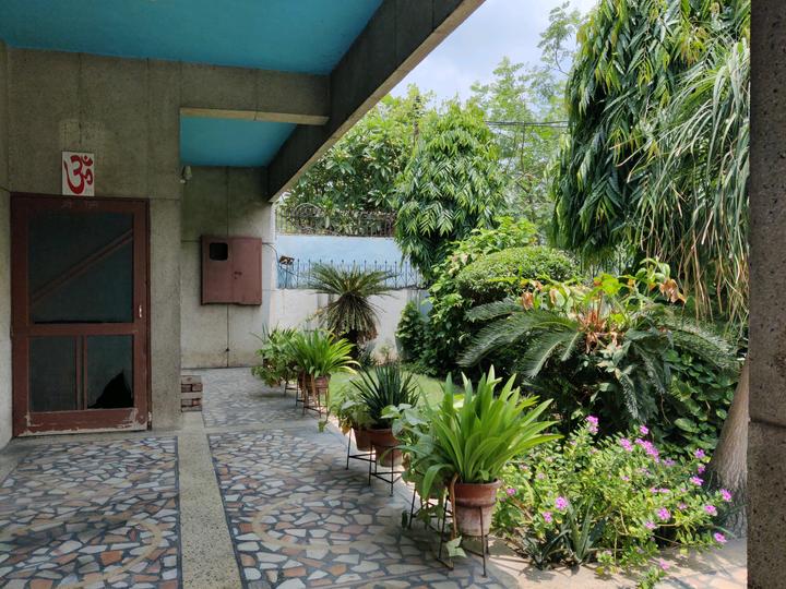 Kavi nagar h block Main Image 1