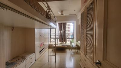 Image of 1200 Sq.ft 2 BHK Apartment / Flat for rent in Raheja Acropolis, Chembur, Mumbai for Rs. 95000