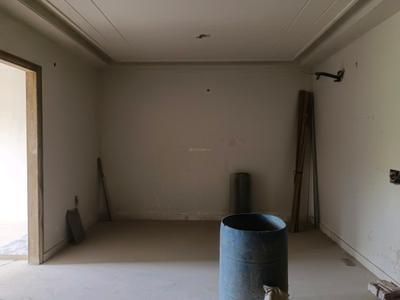 Living Room Image of 1350 Sq.ft 4 BHK Builder Floor for sale in Sector 5 Rohini New Delhi for Rs. 23500000