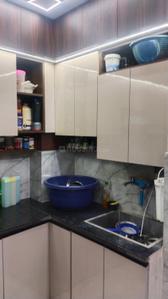 Kitchen Image of 550 Sq.ft 2 BHK Apartment / Flat for rent in Dwarka Mor New Delhi for Rs. 23000
