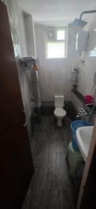 Bathroom Image of 2000 Sq.ft 3.5 BHK Independent House for rent in Mandaveli Chennai for Rs. 80000