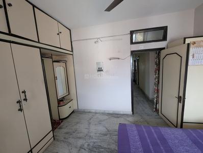 Bedroom Image of 2200 Sq.ft 4 BHK Apartment / Flat for sale in Bangur Avenue Kolkata for Rs. 12400000