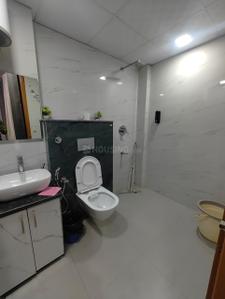 Bathroom Image of 1250 Sq.ft 1 BHK Apartment / Flat for rent in Rishita Mulberry, Sushant Golf City Lucknow for Rs. 9000