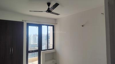 Bedroom Image of 1340 Sq.ft 2.5 BHK Apartment / Flat for rent in RG Luxury Homes Tower A F And M, Noida Extension Greater Noida for Rs. 21500