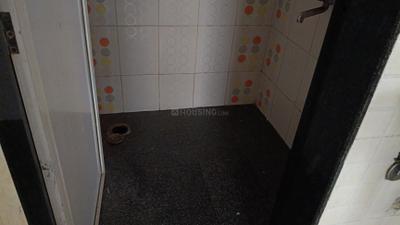 Bathroom Image of 700 Sq.ft 1 BHK Apartment / Flat for rent in Platinum Silver Classic, Kalamboli Navi Mumbai for Rs. 18000
