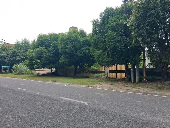 Sector 93B Main Image 1