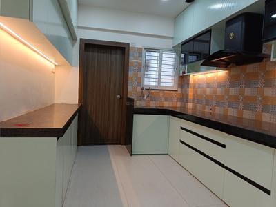 Kitchen Image of 2000 Sq.ft 3 BHK Apartment / Flat for rent in Sonegaon Nagpur for Rs. 33000
