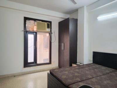 Bedroom Image of 1200 Sq.ft 3 BHK Apartment / Flat for rent in Chhattarpur New Delhi for Rs. 28000