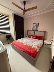 Bedroom Image of 1200 Sq.ft 3 BHK Builder Floor for sale in Ramesh Nagar New Delhi for Rs. 16000000