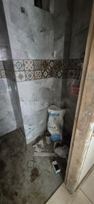 Image of 900 Sq.ft 3 BHK Builder Floor for sale in Laxmi Nagar, New Delhi for Rs. 11000000