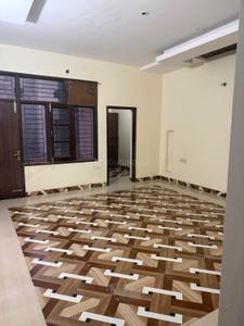 Bedroom Image of 2200 Sq.ft 2 BHK Builder Floor for rent in Gumtala Amritsar for Rs. 25000