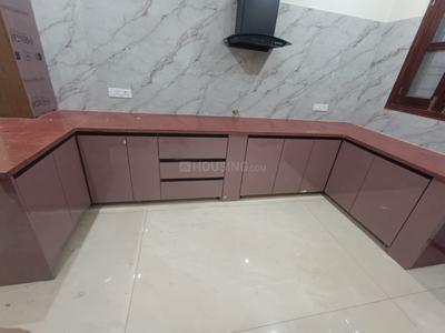 Kitchen Image of 1350 Sq.ft 2 BHK Builder Floor for rent in HLP Palmillas Plots, Ramgarh Bhudda Zirakpur for Rs. 20000