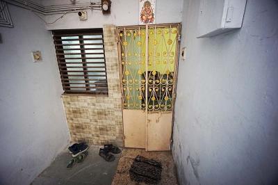Main Entrance Image of 1125 Sq.ft 3 BHK Apartment / Flat for sale in Isanpur Ahmedabad for Rs. 4500000