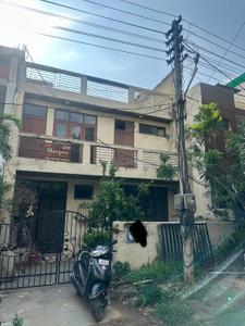Image of 1337 Sq.ft 3 BHK Independent House for sale in DLF Phase 1, Gurgaon for Rs. 70000000