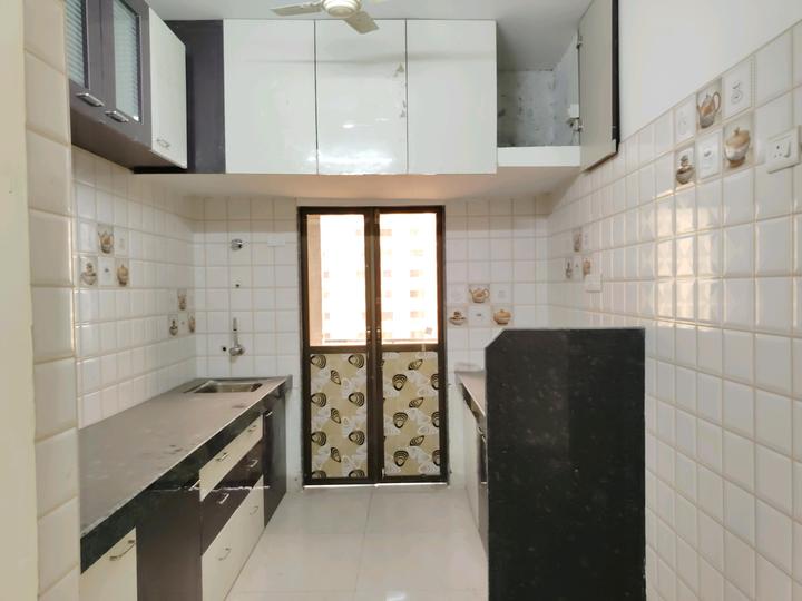 Shantee Sterling Heights E Wing Main Image 1