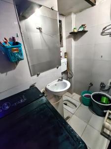 Bathroom Image of 500 Sq.ft 1 BHK Independent House for sale in Kopar Khairane Navi Mumbai for Rs. 5500000