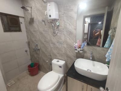 Bathroom Image of 415 Sq.ft 1 BHK Apartment / Flat for sale in Royal Palms Golden Isle, Goregaon East Mumbai for Rs. 4930000