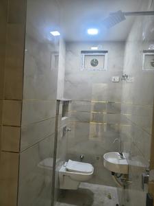 Bathroom Image of 570 Sq.ft 2 BHK Builder Floor for sale in Shastri Nagar New Delhi for Rs. 4800000