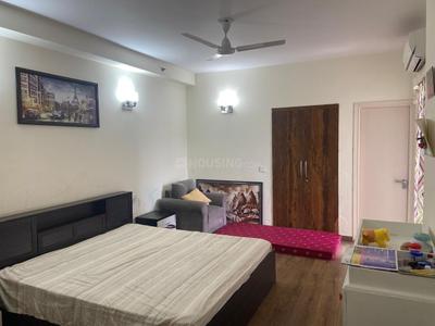 Bedroom Image of 1850 Sq.ft 3 BHK Apartment / Flat for sale in Emaar Palm Gardens, Sector 83 Gurgaon for Rs. 25000000