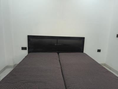 Bedroom Image of 986 Sq.ft 2 BHK Apartment / Flat for sale in Royal Residency, Sector 130 Noida for Rs. 5600000