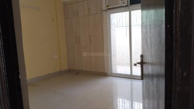 Bedroom Image of 2950 Sq.ft 5 BHK Villa for rent in Amrapali Dream Valley, Noida Extension Greater Noida for Rs. 50000