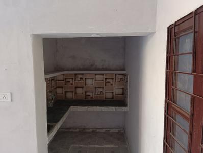 Kitchen Image of 450 Sq.ft 1 BHK Builder Floor for rent in Avas Vikas Colony Pilibhit for Rs. 5000
