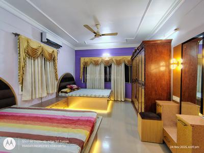 Bedroom Image of 2100 Sq.ft 3 BHK Apartment / Flat for rent in Bariatu Ranchi for Rs. 40000