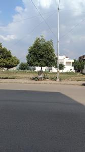 Image of 2727 Sq.ft Residential Plot / Land for sale in Sector 76, Faridabad for Rs. 48000000