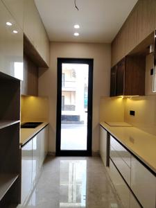 Kitchen Image of 2400 Sq.ft 3 BHK Builder Floor for rent in Sector 47 Gurgaon for Rs. 55000