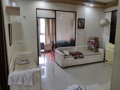 Living Room Image of 610 Sq.ft 1 BHK Apartment / Flat for rent in Pimple Gurav Pune for Rs. 25000