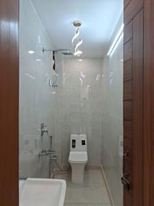 Common Bathroom Image of 900 Sq.ft 3 BHK Builder Floor for sale in Dwarka Mor New Delhi for Rs. 5200000