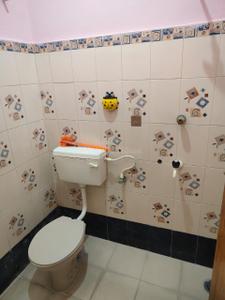 Bathroom Image of 1100 Sq.ft 2 BHK Independent House for rent in PN Pudur Coimbatore for Rs. 13000