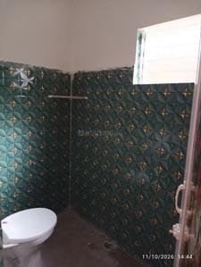 Bathroom Image of 150 Sq.ft 1 RK Apartment / Flat for sale in Garden Reach Kolkata for Rs. 1100000