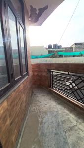 Balcony Image of 810 Sq.ft 2 BHK Builder Floor for rent in Dashrath Puri New Delhi for Rs. 17000