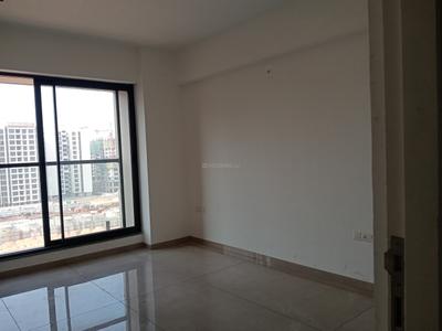 Bedroom Image of 3250 Sq.ft 4 BHK Apartment / Flat for rent in Adani Paarijat, Shantigram Ahmedabad for Rs. 110000