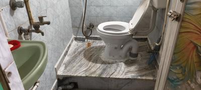 Bathroom Image of 560 Sq.ft 2 BHK Apartment / Flat for sale in Keshtopur Kolkata for Rs. 1800000