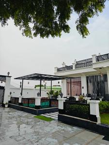 Image of 4560 Sq.ft 3 BHK Farm House for sale in Babatpur, Varanasi for Rs. 30000000