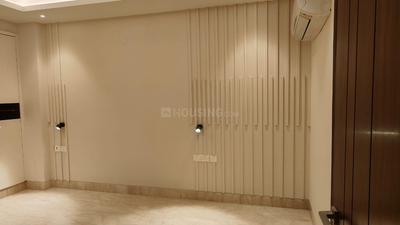Bedroom Image of 2000 Sq.ft 3 BHK Builder Floor for sale in Sarvapriya Vihar New Delhi for Rs. 54500000