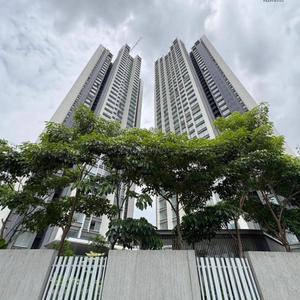 Image of 940 Sq.ft 2.5 BHK Apartment / Flat for sale in Runwal Elegante, Andheri West, Mumbai for Rs. 46000000