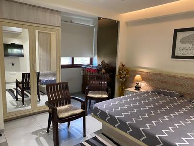 Bedroom Image of 2300 Sq.ft 3 BHK Apartment / Flat for sale in Karelibagh Vadodara for Rs. 12800000