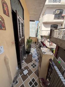 Balcony Image of 650 Sq.ft 2 BHK Apartment / Flat for rent in Uttam Nagar New Delhi for Rs. 12000