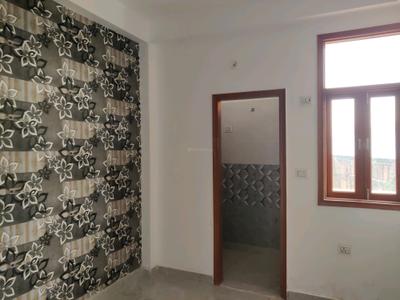 Bedroom Image of 750 Sq.ft 2 BHK Builder Floor for sale in DLF Ankur Vihar Ghaziabad for Rs. 2232422