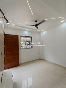 Hall Image of 820 Sq.ft 3 BHK Builder Floor for sale in Shalimar Bagh New Delhi for Rs. 18200000