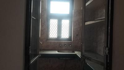 Kitchen Image of 1100 Sq.ft 2 BHK Builder Floor for rent in Bulandshahr Road Industrial Area Ghaziabad for Rs. 14000