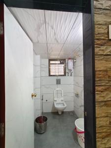Bathroom Image of 540 Sq.ft 1 BHK Apartment / Flat for sale in Bhayandar West Mira Bhayandar for Rs. 9500000
