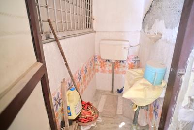 Bathroom Image of 1229 Sq.ft 3 BHK Builder Floor for sale in Thapar Nagar Meerut for Rs. 11000000