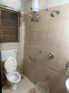 Bathroom Image of 1050 Sq.ft 2 BHK Apartment / Flat for sale in Rishabraj Blue Lotus, Khar West Mumbai for Rs. 37300000