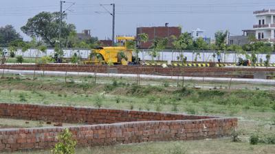 Image of 1000 Sq.ft Residential Plot / Land for sale in Kisan Path, Lucknow for Rs. 1700000
