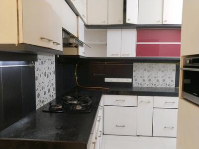 Kitchen Image of 2100 Sq.ft 4 BHK Apartment / Flat for sale in Rustomjee Seasons Wing B, Bandra East Mumbai for Rs. 100000000