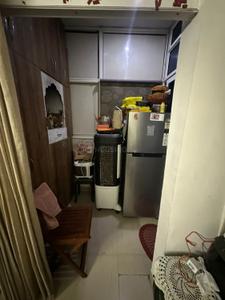 Kitchen Image of 585 Sq.ft 1 BHK Apartment / Flat for rent in RG Residency, Sector 120 Noida for Rs. 24500